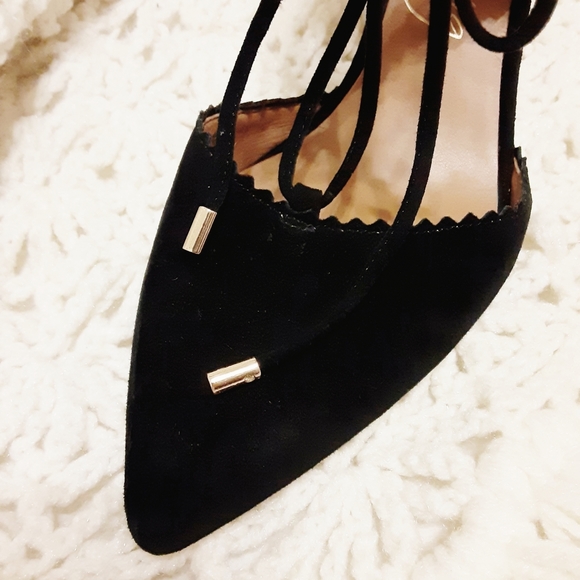 Black Suede Lace Up Heels (3½) by Arturo Chiang - Picture 4 of 16